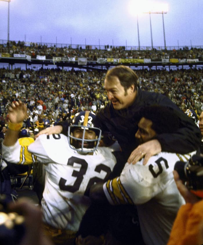 1975-Franco-Harris-Chuck-Noll-Mean-Joe-Greene-01156901.jpg